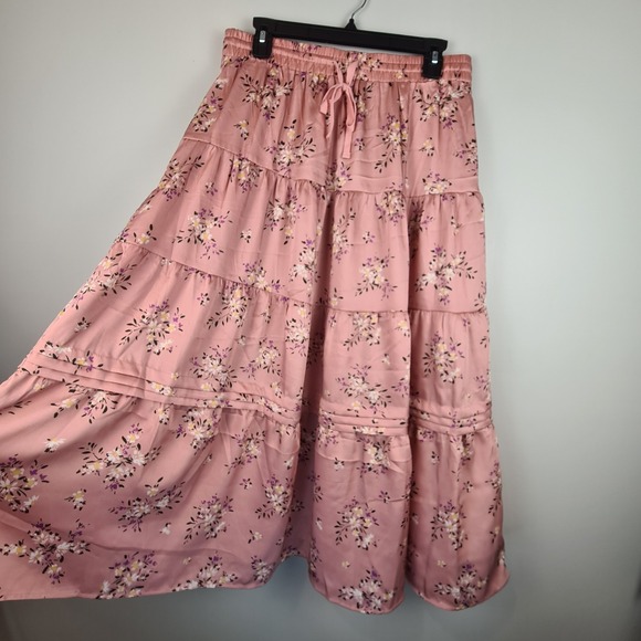 Time and Tru Women's Printed Tiered Elastic Waist Midi Skirt M Dusty Rose Floral - Picture 3 of 11